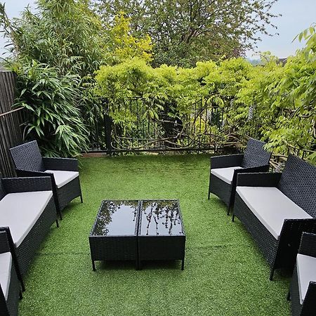 The Hive 4 Bed House Pool Table Air-Con Villa Maidstone Luaran gambar