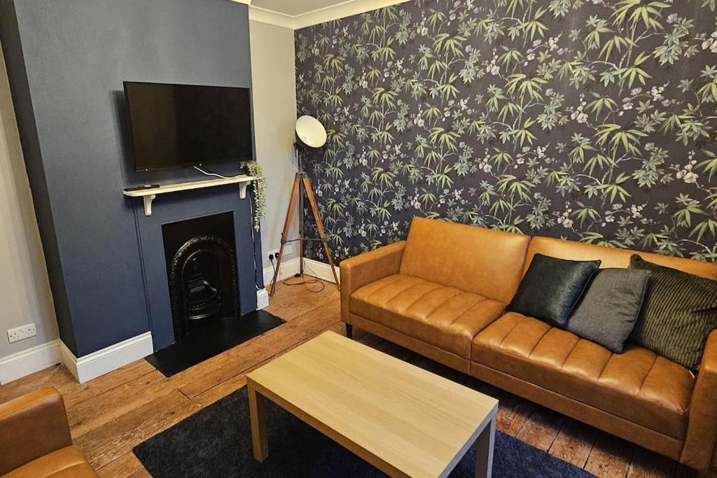 The Hive 4 Bed House Pool Table Air-Con Villa Maidstone Luaran gambar